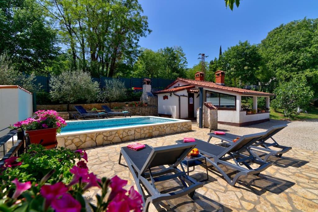 Piccola Casa - A Little Paradise Krsan Экстерьер фото
